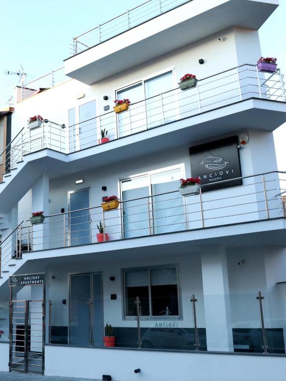 La palazzina degli appartamenti a Bagheria